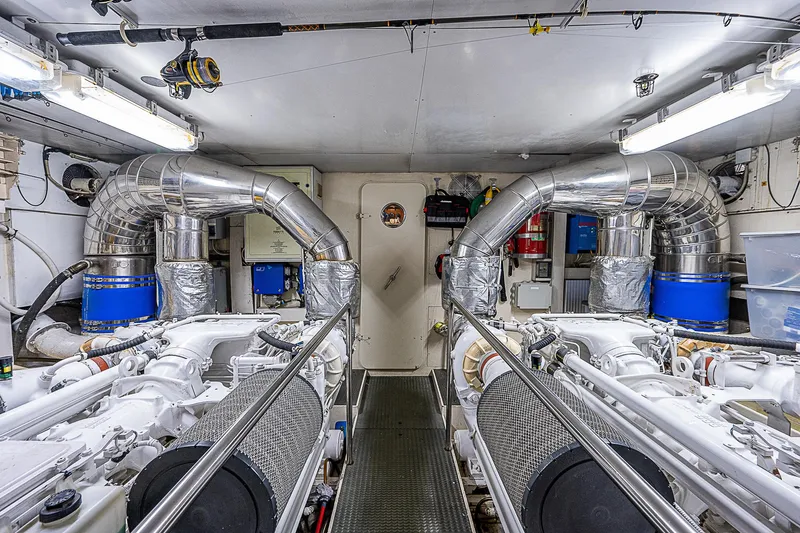 La Bella Vita Yacht Photos Pics 