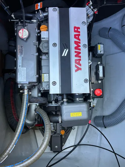 Kiri Maia Yacht Photos Pics 