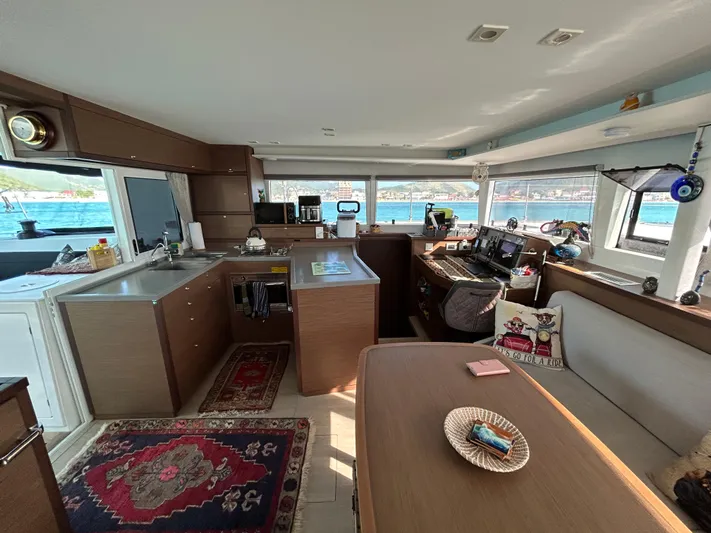 Kiri Maia Yacht Photos Pics 