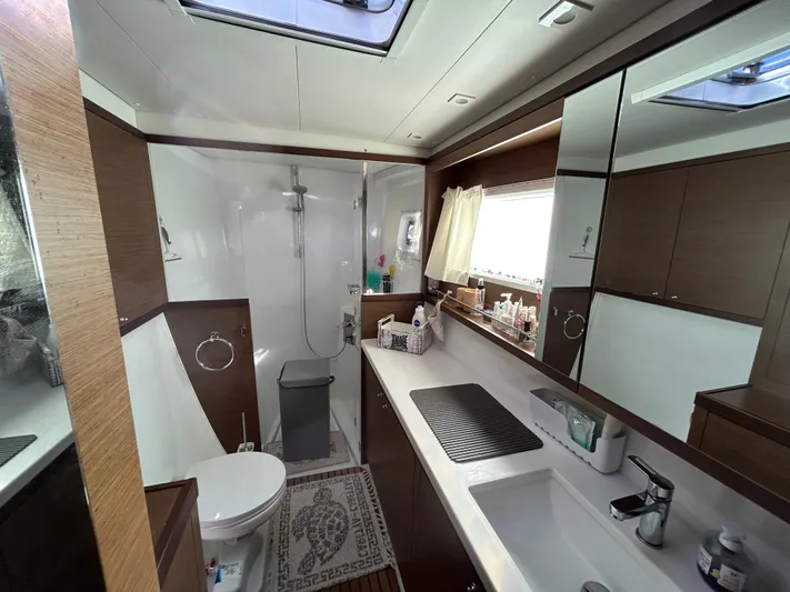 Kiri Maia Yacht Photos Pics 