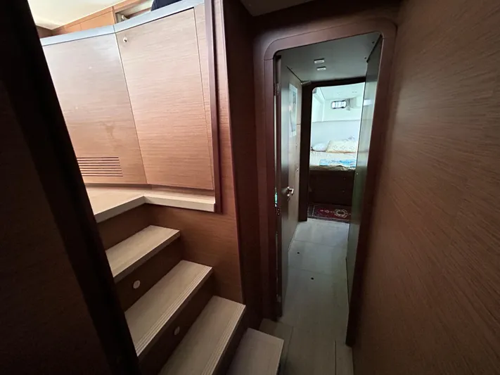 Kiri Maia Yacht Photos Pics 