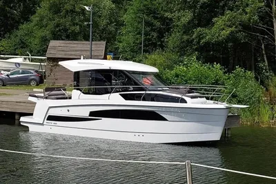2026 Nautic 880