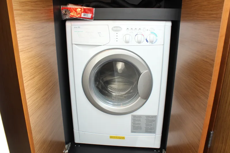 To The Moon And Back Yacht Photos Pics 