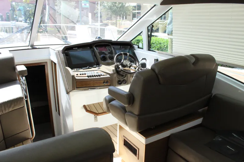 To The Moon And Back Yacht Photos Pics 