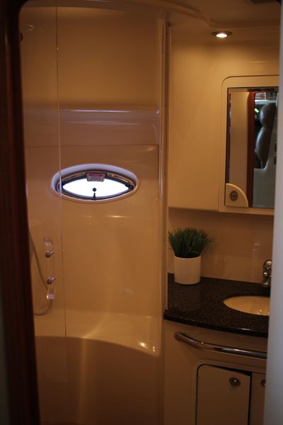 2005 Sea Ray 480 Motor Yacht