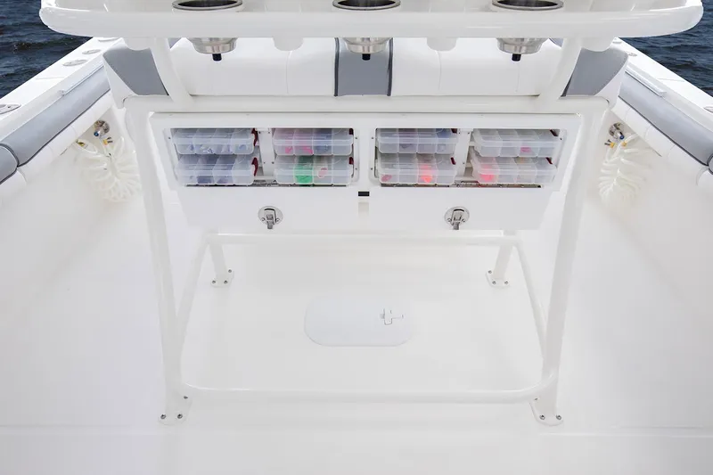 Dji2c381l526 Yacht Photos Pics Manufacturer Provided Image