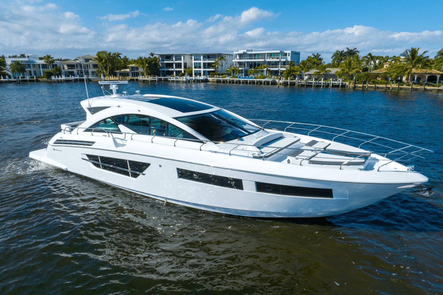 2023 cruisers yachts 60 cantius