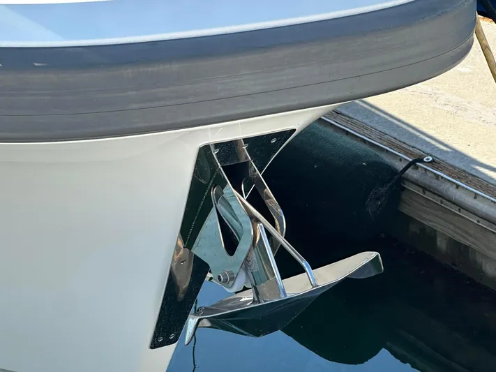 Dog House Yacht Photos Pics 