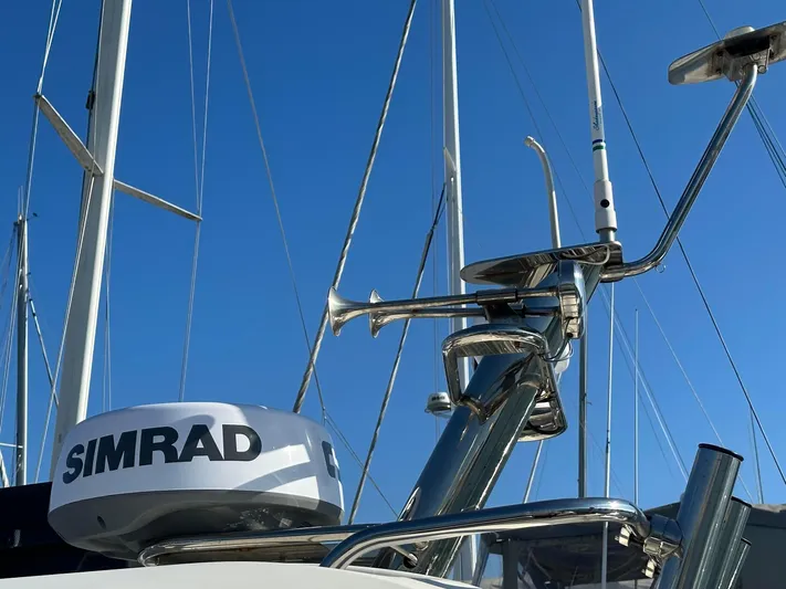 Dog House Yacht Photos Pics 