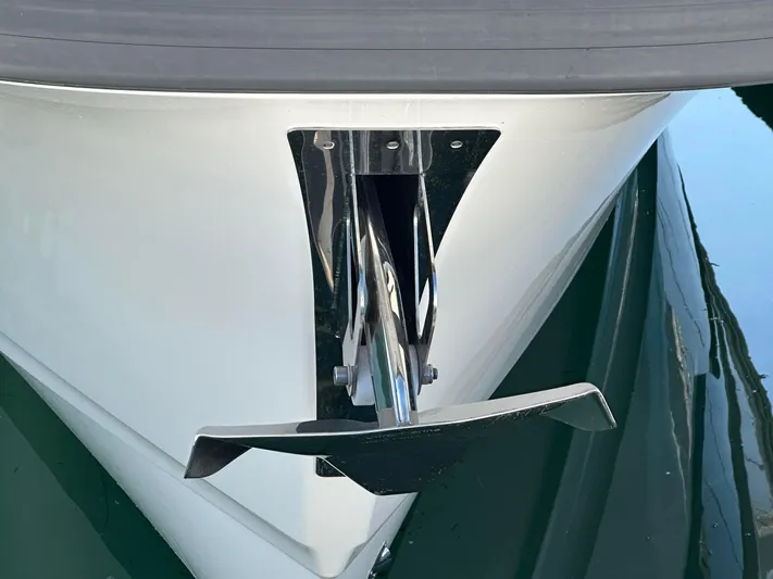 Dog House Yacht Photos Pics 