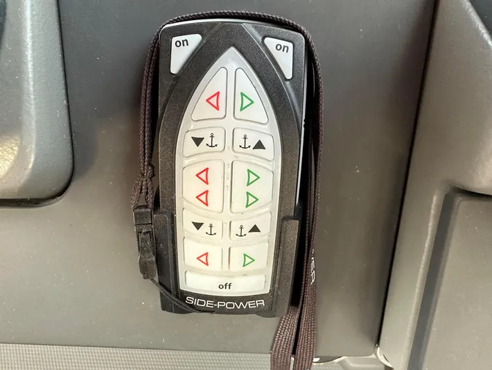 Dog House Yacht Photos Pics 