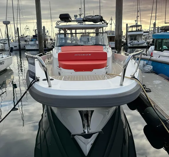 Dog House Yacht Photos Pics 