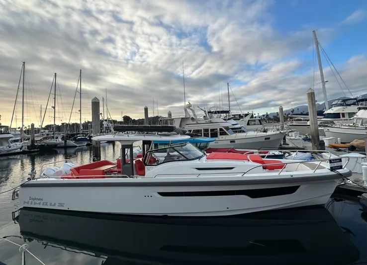 Dog House Yacht Photos Pics 