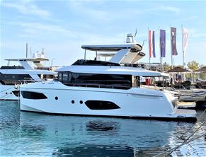 2023 Absolute NAVETTA 52