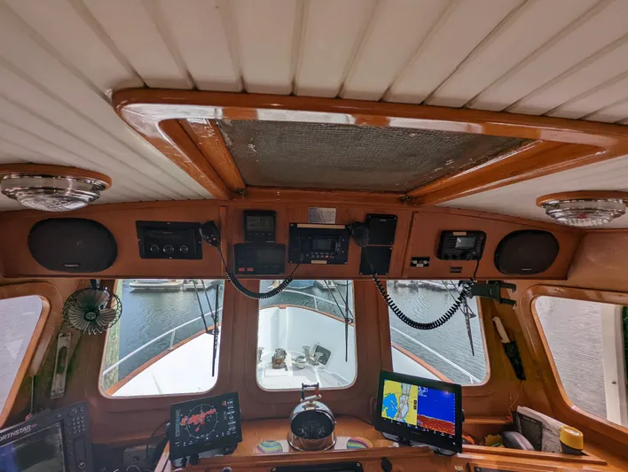 Owl Nest Yacht Photos Pics 