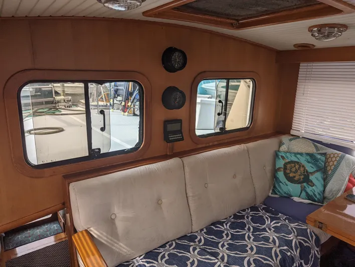 Owl Nest Yacht Photos Pics 