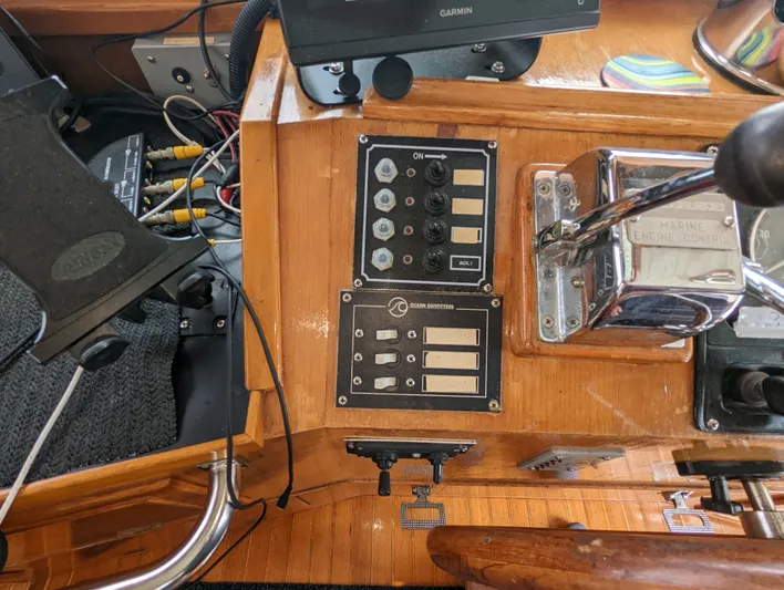 Owl Nest Yacht Photos Pics 