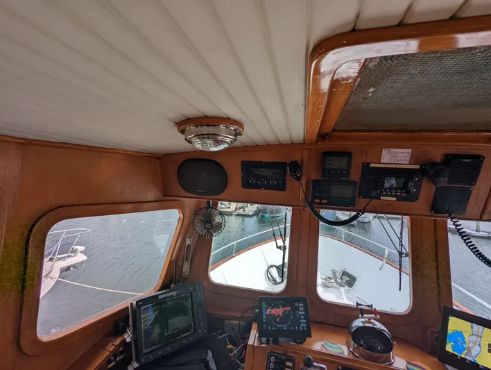 Owl Nest Yacht Photos Pics 