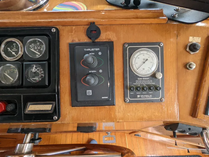 Owl Nest Yacht Photos Pics 