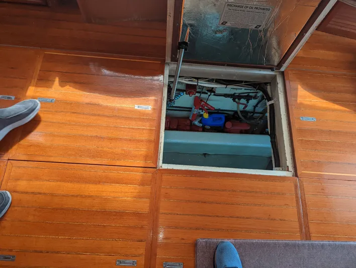 Owl Nest Yacht Photos Pics 