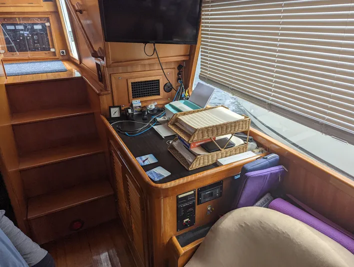 Owl Nest Yacht Photos Pics 