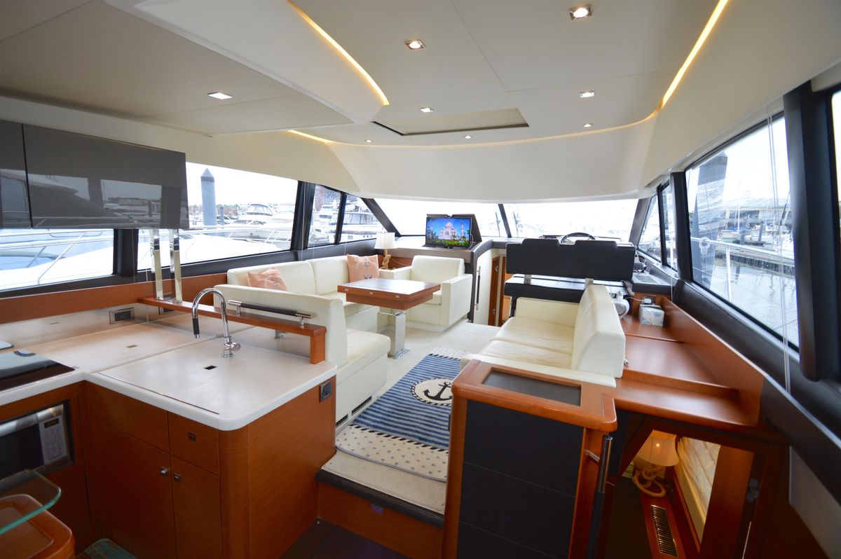 2016 Prestige 50 