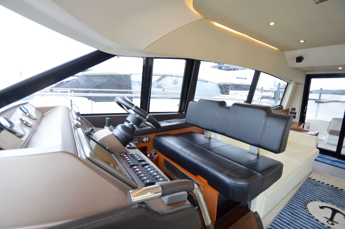 2016 Prestige 50 