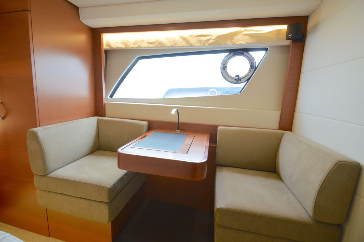2016 Prestige 50 