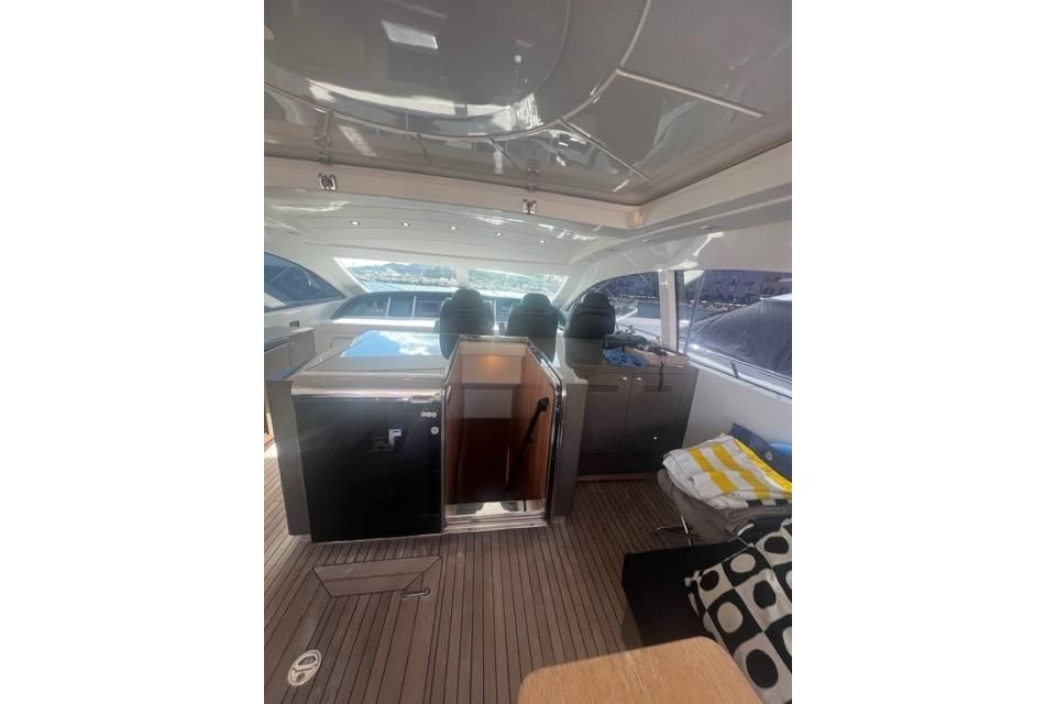 2009 Mangusta 72 