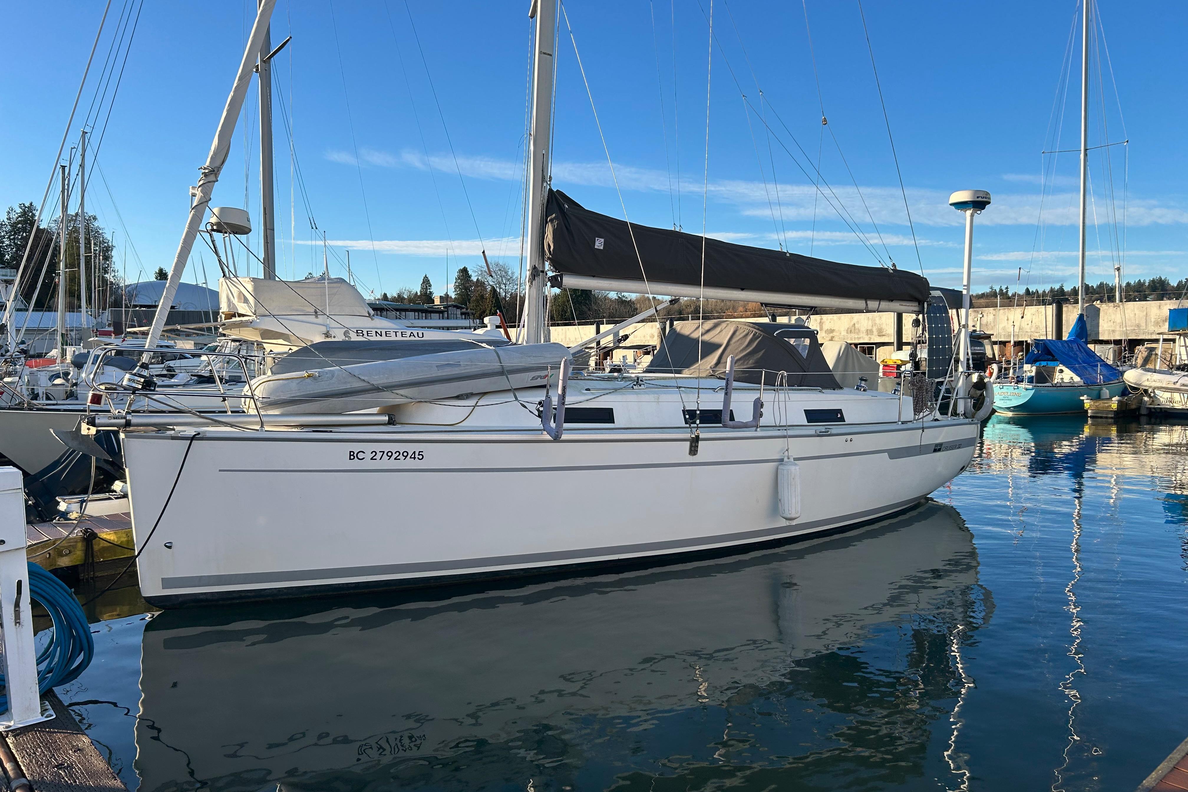 Bavaria 32