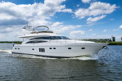 Princess 21M