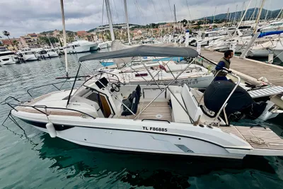 2019 Beneteau Flyer 8 SUNdeck