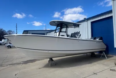 Cobia 285 Open Center Console