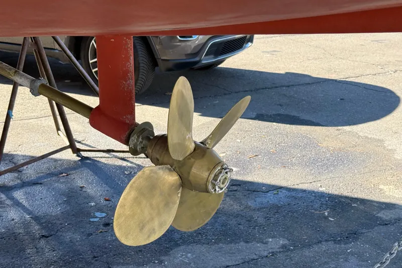 Yacht Photos Pics Propeller of 2001 Tartan 4100 sailboat on dry dock, close-up view.
