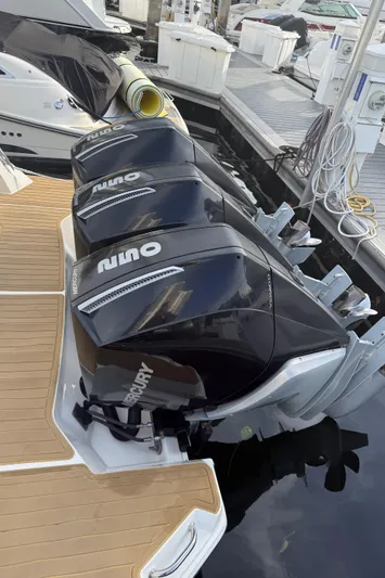  Yacht Photos Pics 2021 Sea Ray Sundancer 320 Coupe OB with triple outboard engines at dock.