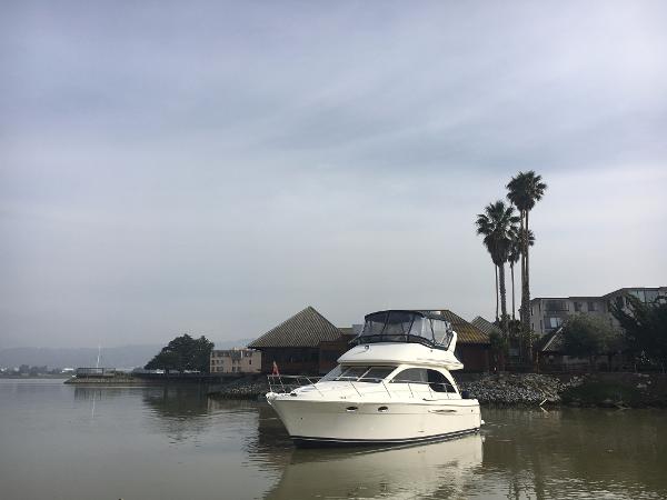 2003 Meridian 381 Sedan