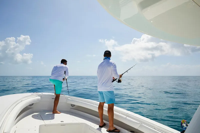  Yacht Photos Pics Manufacturer Provided Image