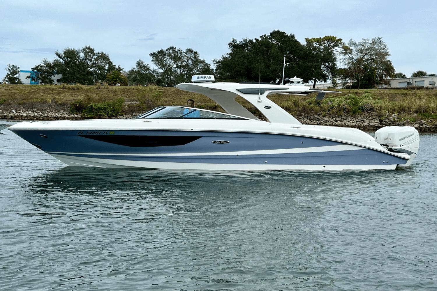 2023 Sea Ray 350 SLX OB Runabout for sale - YachtWorld