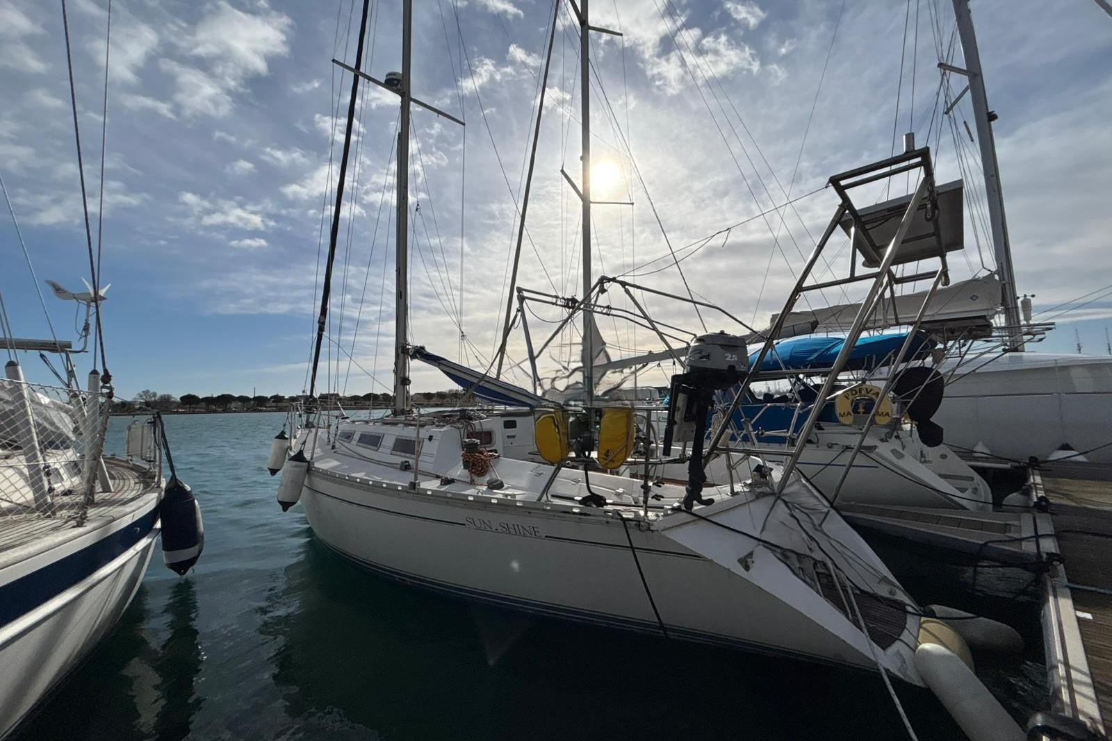 1986 Jeanneau Sun Shine 38