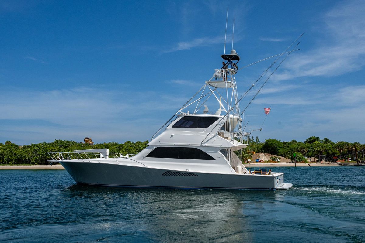 2005 Viking 61 