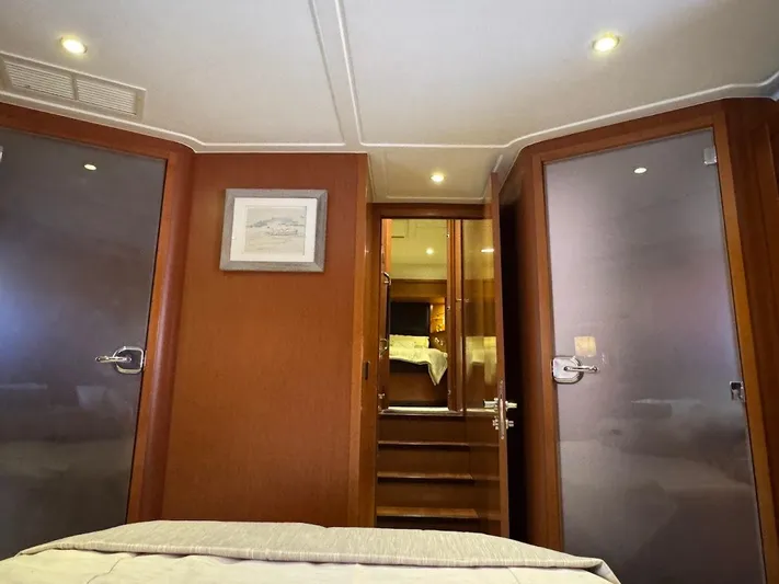 Mischief Yacht Photos Pics 