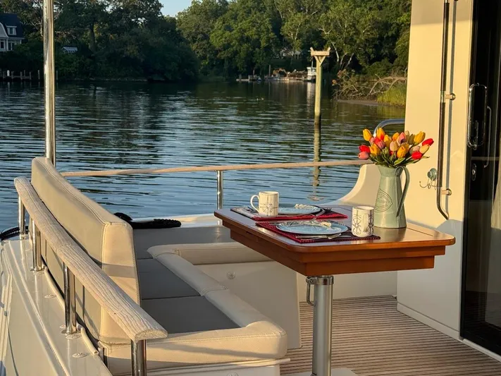 Mischief Yacht Photos Pics 