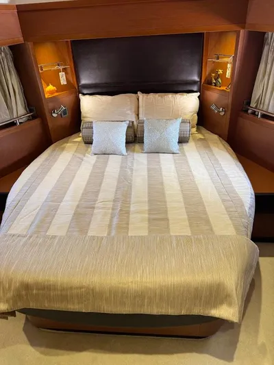 Mischief Yacht Photos Pics 