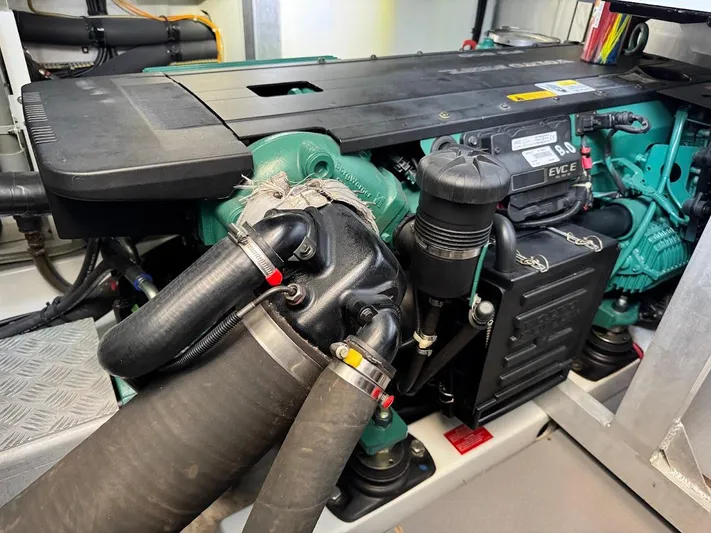 Mischief Yacht Photos Pics 