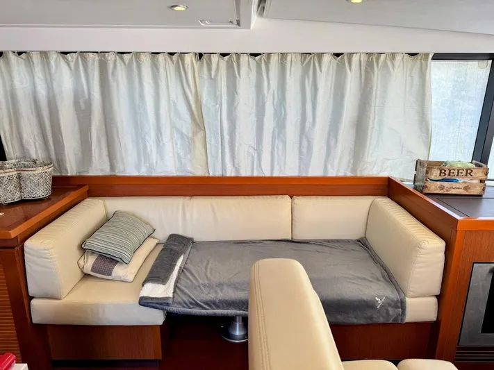 Mischief Yacht Photos Pics 