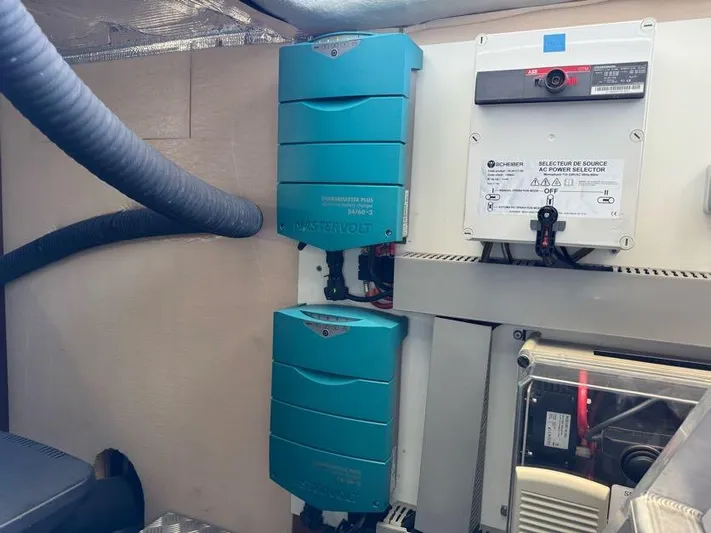 Mischief Yacht Photos Pics 