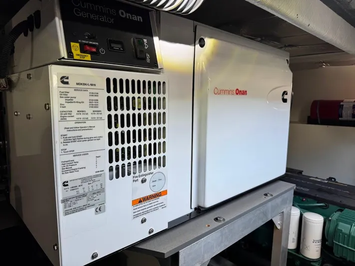 Mischief Yacht Photos Pics 