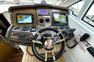 Yacht