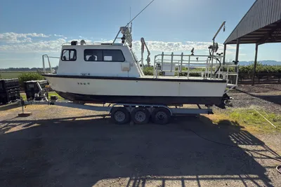 Monark 30 Fishing Boat