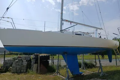 2005 J Boats J/105